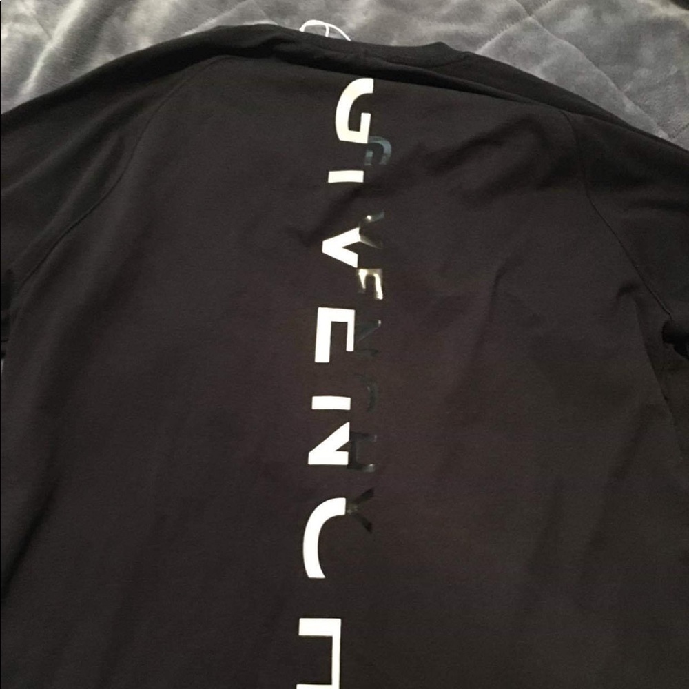 Selling Givenchy Shirt